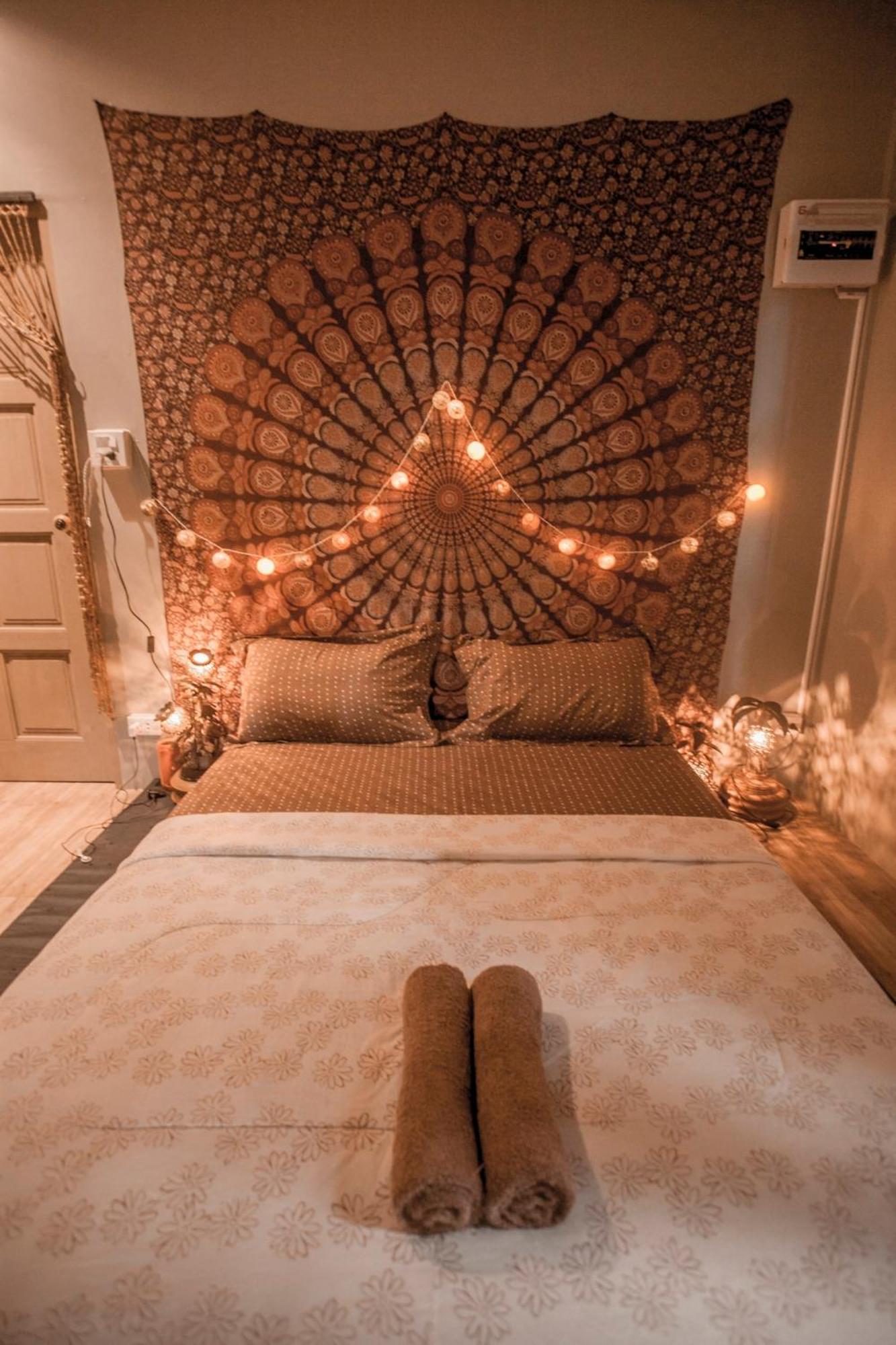 Cozy Huts Hotel Trat Room photo